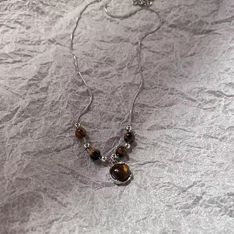 Boho Natural Tiger Eye Stone B - Butterfly Clasp Deployant recension och pris